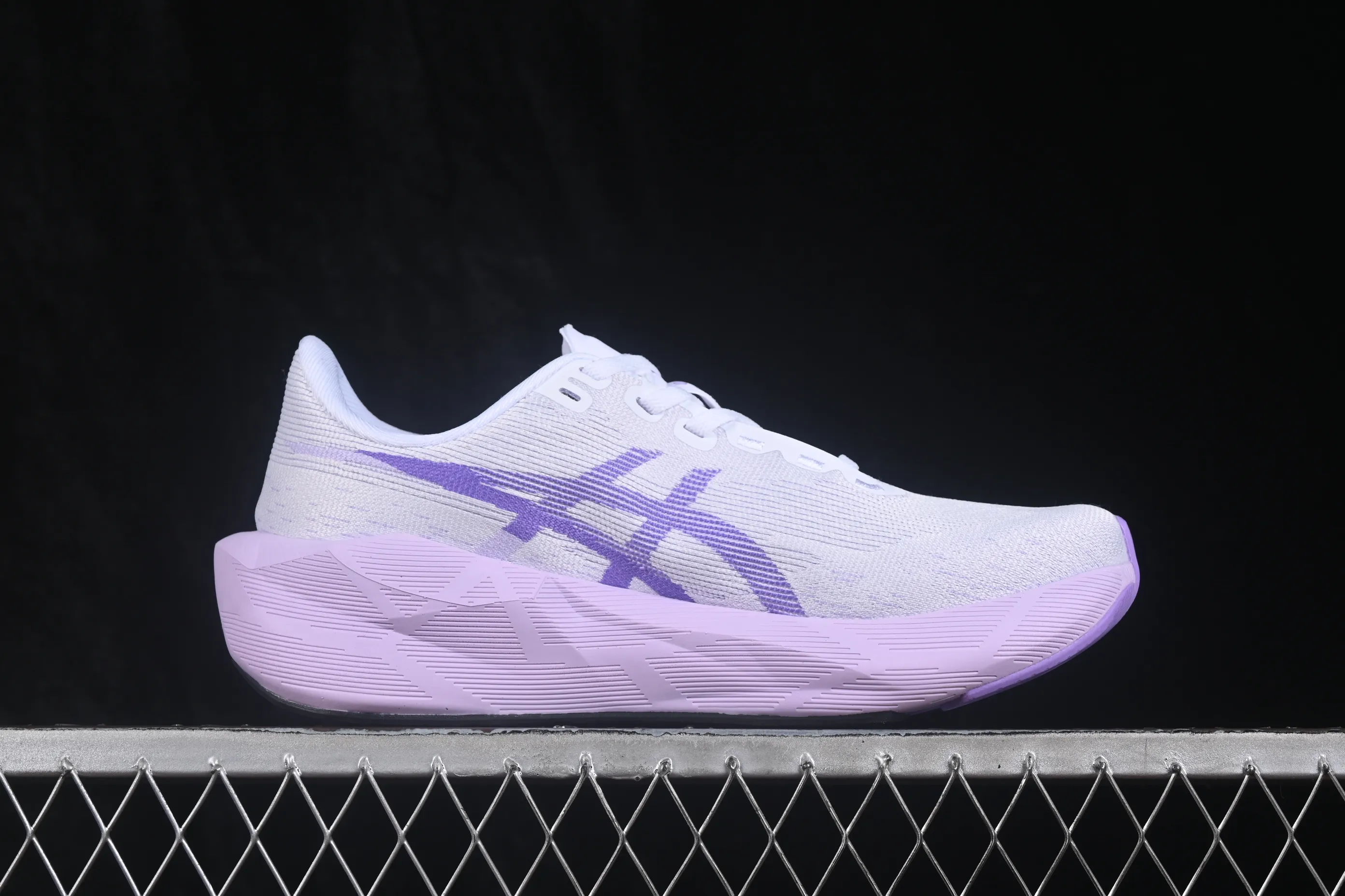 All categories Asics Asics series Asics Novablast 6 Asics Novablast 6 Asics retro breathable casual shoes cushioning men's wear-resistant running shoes 1012C008-405